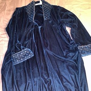 Vintage navy blue velvet robe